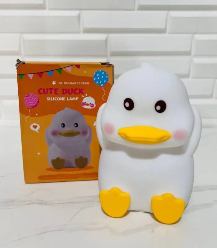 عکس شماره:11 , چراغ خواب سلیکونی جوجه اردک نشسته (فروش عمده / خرده)