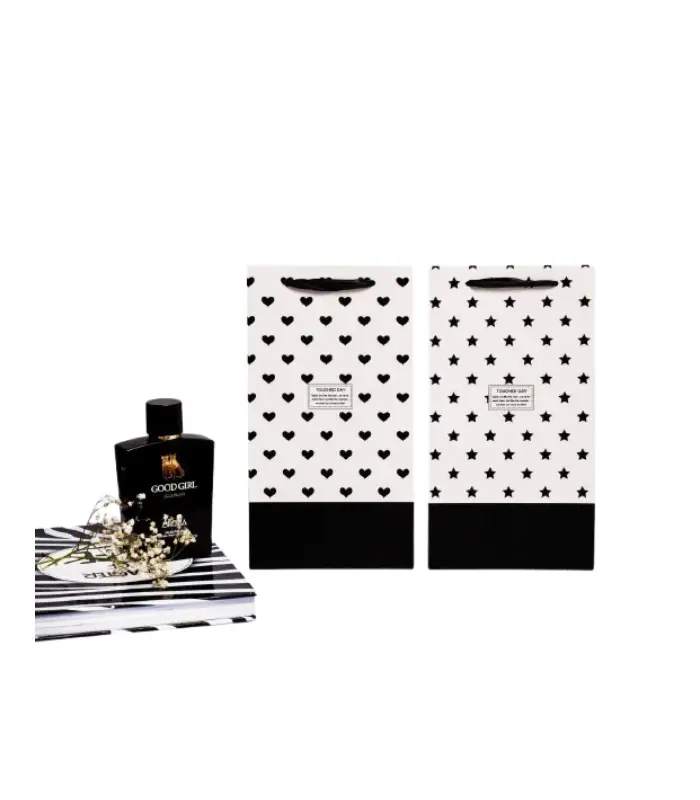 عکس شماره:0 , ساک هدیه سایز (13.5*25*10) کد 1023 بسته 4 عددی (فروش عمده / خرده)